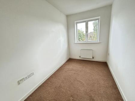 2 bedroom Flat for sale in Grants Yard, Burton-On-Trent, DE14