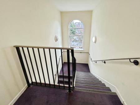 2 bedroom Flat for sale in Grants Yard, Burton-On-Trent, DE14