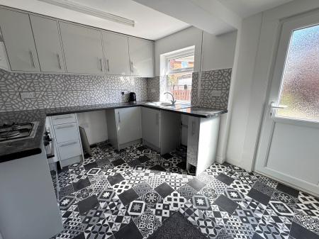 2 bedroom Terraced House for sale in Waterloo Street, Burton-On-Trent, DE14