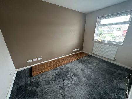 2 bedroom Semi-detached bungalow for sale in Ashford Road, Burton-On-Trent, DE13