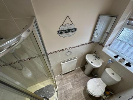 2 bedroom Semi-detached bungalow for sale in Jennings Way, Burton-On-Trent, DE14