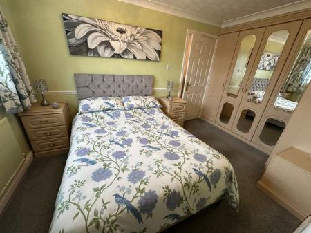 2 bedroom Semi-detached bungalow for sale in Jennings Way, Burton-On-Trent, DE14