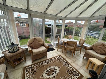 2 bedroom Semi-detached bungalow for sale in Jennings Way, Burton-On-Trent, DE14