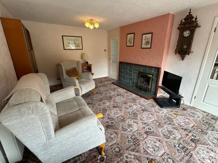 2 bedroom Semi-detached bungalow for sale in Hawks Drive, Burton-On-Trent, DE15