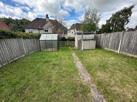 3 bedroom Semi-detached house for sale in George Street, Church Gresley, DE11