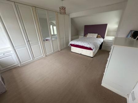 2 bedroom Semi-detached bungalow for sale in Henhurst Ridge, Burton-On-Trent, DE13