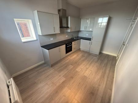 1 bedroom Flat to let in Waterloo Street, Waterloo Court Waterloo Street, DE14