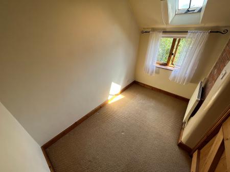 3 bedroom Semi-detached house to let in Hanbury Road, Anslow, DE13