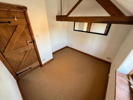 3 bedroom Semi-detached house to let in Hanbury Road, Anslow, DE13