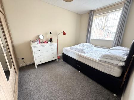 3 bedroom Detached house for sale in The Gables, Newhall, DE11