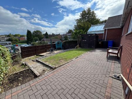 2 bedroom Semi-detached bungalow for sale in Greensmith Close, Burton-On-Trent, DE15