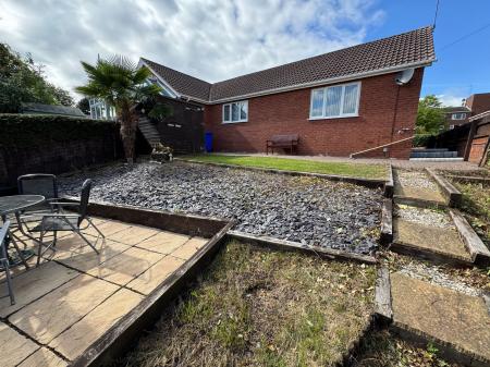 2 bedroom Semi-detached bungalow for sale in Greensmith Close, Burton-On-Trent, DE15
