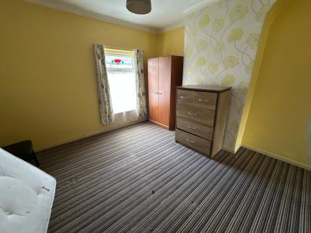 2 bedroom Terraced House for sale in Station Street, Castle Gresley, DE11