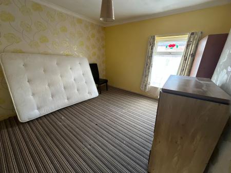 2 bedroom Terraced House for sale in Station Street, Castle Gresley, DE11