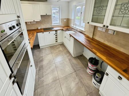 2 bedroom Detached house for sale in Hall Street, Church Gresley, DE11
