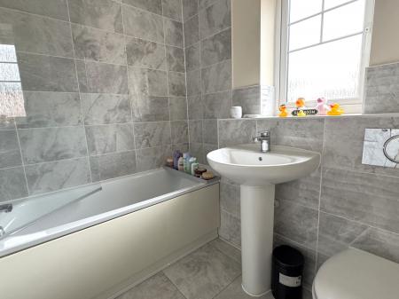 3 bedroom Detached house for sale in Osprey Drive, Branston, DE14