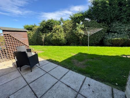 2 bedroom Terraced bungalow for sale in The Wickets, Burton-On-Trent, DE15