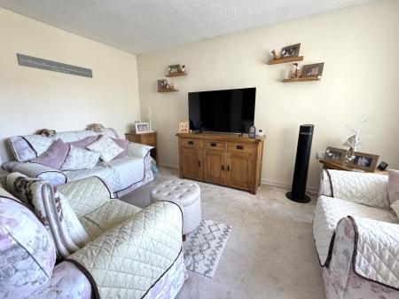 2 bedroom Terraced bungalow for sale in The Wickets, Burton-On-Trent, DE15