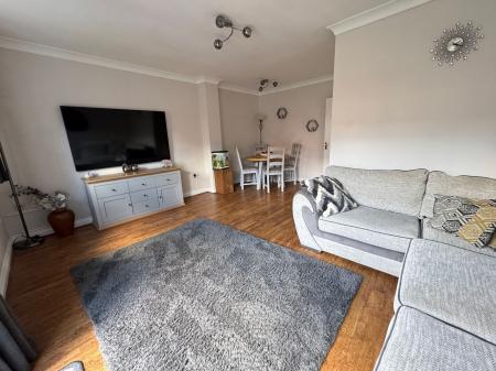 3 bedroom Terraced House for sale in Cyclamen Close, Branston, DE14