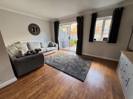 3 bedroom Terraced House for sale in Cyclamen Close, Branston, DE14