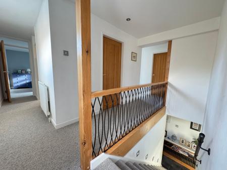 4 bedroom Detached house for sale in Newton Road, Burton-On-Trent, DE15