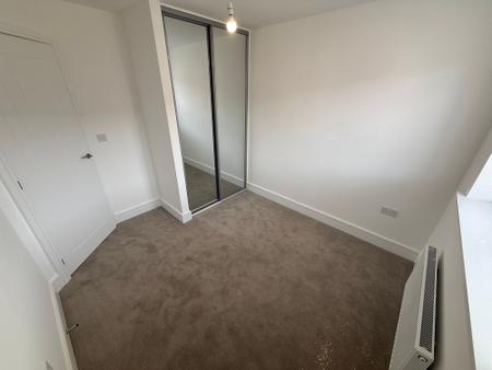 3 bedroom Semi-detached house to let in Foxglove Grove, Branston, DE14