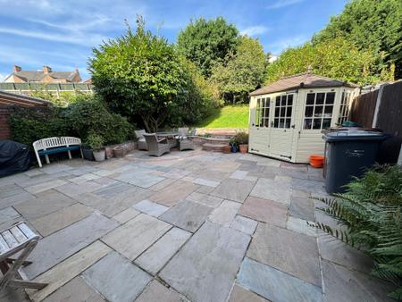3 bedroom Terraced House for sale in Northfield Road, Burton-On-Trent, DE13