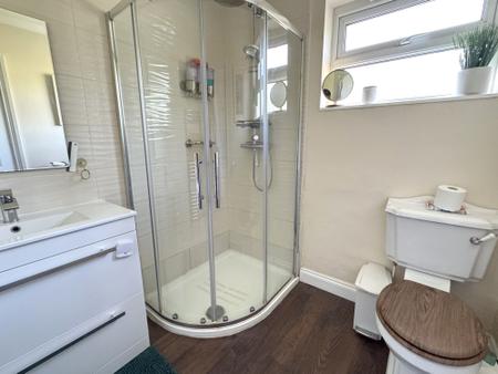 3 bedroom Terraced House for sale in Northfield Road, Burton-On-Trent, DE13