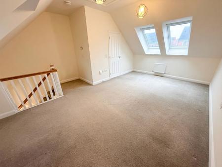 3 bedroom Semi-detached house to let in Rook Drive, Burton-On-Trent, DE13