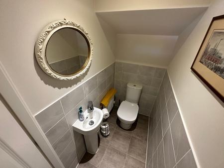 3 bedroom Semi-detached house to let in Rook Drive, Burton-On-Trent, DE13