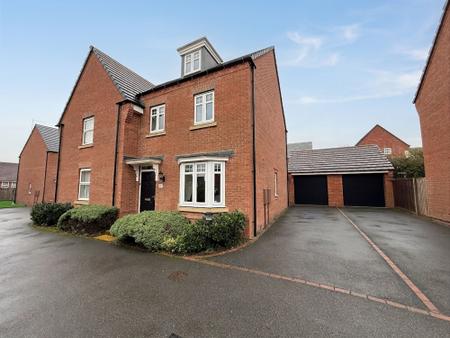 Rook Drive, Burton-On-Trent, DE13