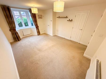 3 bedroom Semi-detached house to let in Rook Drive, Burton-On-Trent, DE13