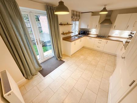 3 bedroom Semi-detached house to let in Rook Drive, Burton-On-Trent, DE13