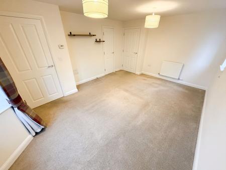 3 bedroom Semi-detached house to let in Rook Drive, Burton-On-Trent, DE13