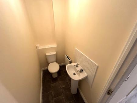 4 bedroom End of terrace house to let in Hull Street, Hilton, DE65