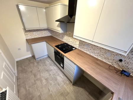 4 bedroom End of terrace house to let in Hull Street, Hilton, DE65