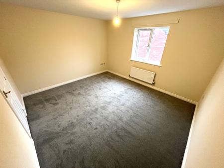 4 bedroom End of terrace house to let in Hull Street, Hilton, DE65