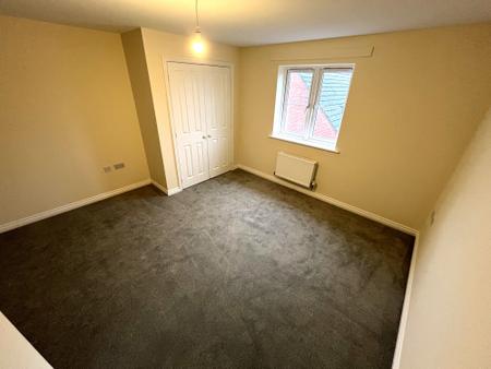 4 bedroom End of terrace house to let in Hull Street, Hilton, DE65