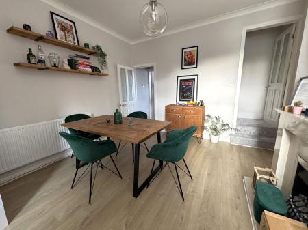 3 bedroom Terraced House for sale in High Bank Road, Burton-On-Trent, DE15