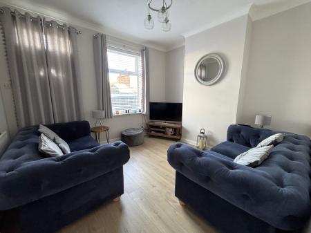 3 bedroom Terraced House for sale in High Bank Road, Burton-On-Trent, DE15