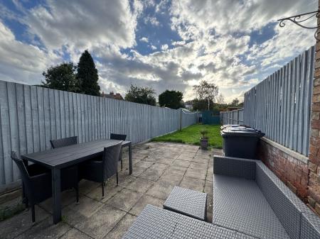 3 bedroom Terraced House for sale in High Bank Road, Burton-On-Trent, DE15