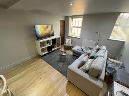 1 bedroom Flat to let in Wetmore Road, The Old Coopers Wetmore Road, DE14