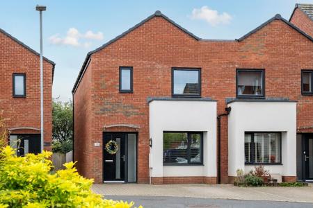 Fellows Drive, Burton-On-Trent, DE14