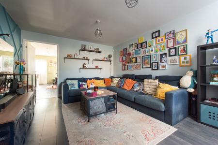3 bedroom Semi-detached house for sale in Fellows Drive, Burton-On-Trent, DE14