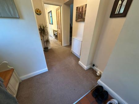 3 bedroom House for sale in Hillside Road, Linton, DE12