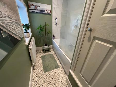 3 bedroom House for sale in Hillside Road, Linton, DE12