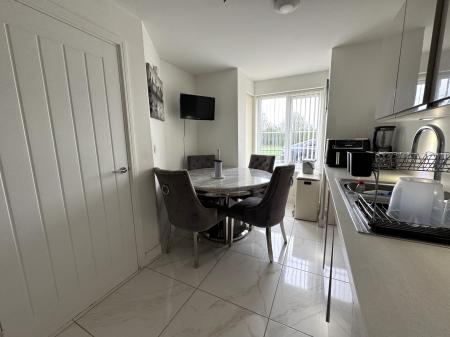 4 bedroom Semi-detached house for sale in Abbot Road, Burton-On-Trent, DE13