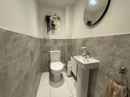 4 bedroom Semi-detached house for sale in Abbot Road, Burton-On-Trent, DE13