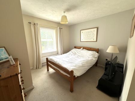 4 bedroom Detached house to let in Greenwich Avenue, Church Gresley, DE11