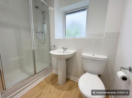 2 bedroom Flat for sale in Pipers Way, Burton-On-Trent, DE14
